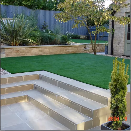 Frond Yard Amusment Synthetic Turf Residential Lawns